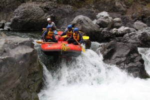 bhotekoshi-river-rafting5